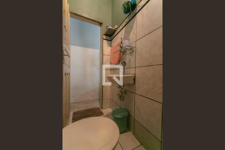 Casa à venda com 360m², 8 quartos e 1 vaga Casa à venda com 360m², 8 quartos e 1 vagaBanheiro 2