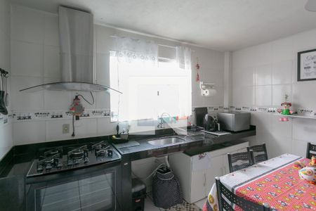 Casa à venda com 360m², 8 quartos e 1 vaga Casa à venda com 360m², 8 quartos e 1 vagaCozinha 2