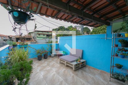 Casa à venda com 360m², 8 quartos e 1 vaga Casa à venda com 360m², 8 quartos e 1 vagaÁrea de Serviço