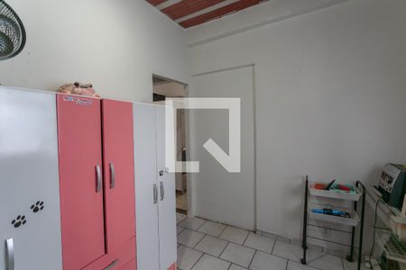 Casa à venda com 360m², 8 quartos e 1 vaga Casa à venda com 360m², 8 quartos e 1 vagaQuarto 5