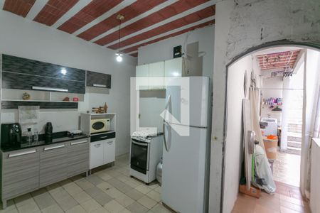 Casa à venda com 360m², 8 quartos e 1 vaga Casa à venda com 360m², 8 quartos e 1 vagaCozinha 1