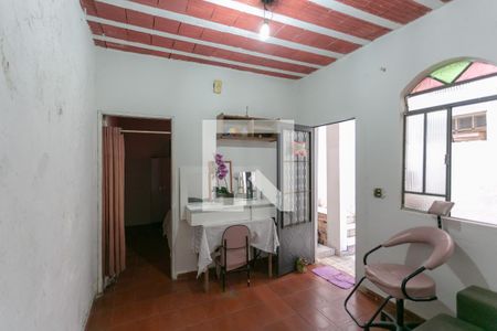 Casa à venda com 360m², 8 quartos e 1 vaga Casa à venda com 360m², 8 quartos e 1 vagaSala 2