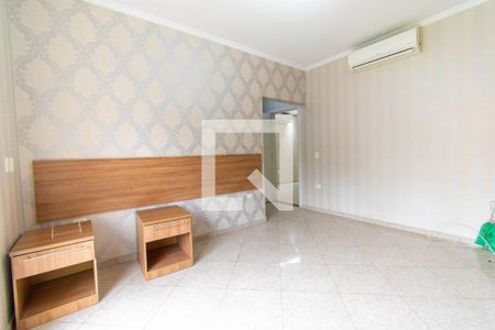 Suíte  de casa para alugar com 3 quartos, 260m² em Vila Graciosa, São Paulo