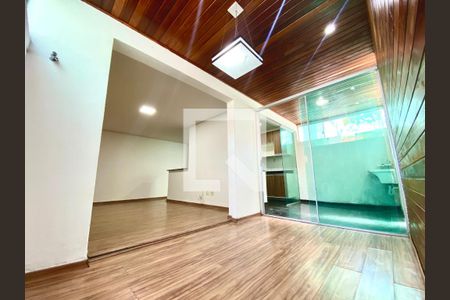 Apartamento para alugar com 2 quartos, 83m² em Castelo, Belo Horizonte