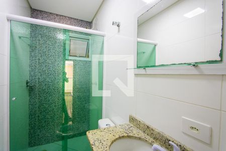 Banheiro do quarto 1 de apartamento para alugar com 2 quartos, 55m² em Vila Pires, Santo André