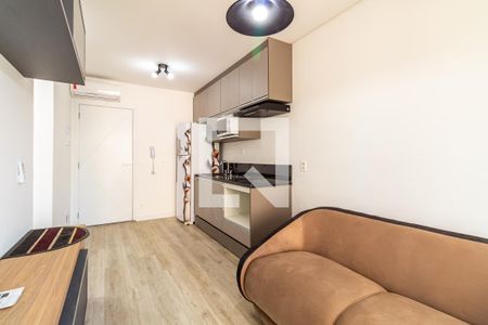 Sala e cozinha de kitnet/studio para alugar com 1 quarto, 39m² em Centro, Guarulhos