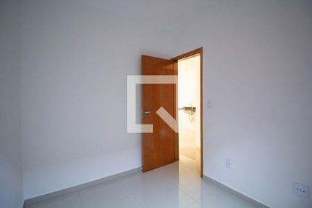 Quarto 1 de apartamento para alugar com 2 quartos, 40m² em Vila Jacuí, São Paulo