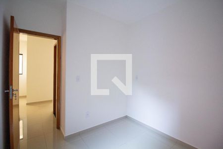 Quarto 2 de apartamento para alugar com 2 quartos, 40m² em Vila Jacuí, São Paulo