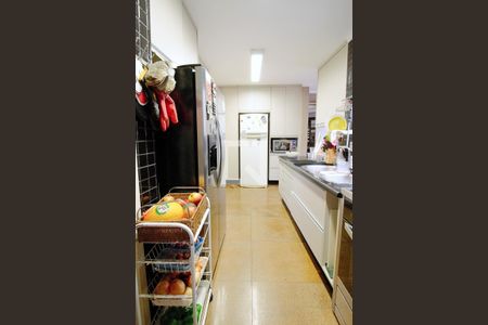 Apartamento à venda com 320m², 3 quartos e 3 vagasCozinha