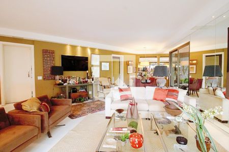 Sala  de apartamento à venda com 3 quartos, 320m² em Real Parque, São Paulo