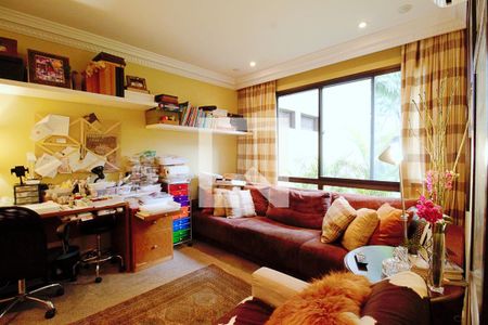 Apartamento à venda com 320m², 3 quartos e 3 vagasSala de TV