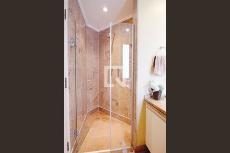 Apartamento à venda com 320m², 3 quartos e 3 vagasBanheiro da Suíte 2