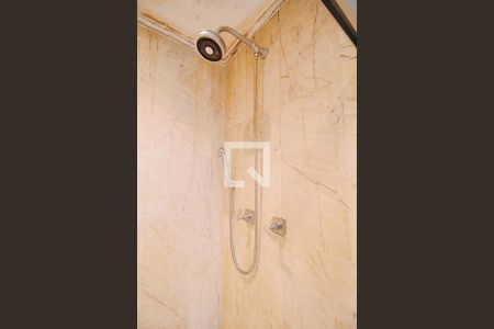 Apartamento à venda com 320m², 3 quartos e 3 vagasBanheiro da Suíte 1