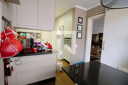 Apartamento à venda com 320m², 3 quartos e 3 vagasCopa 