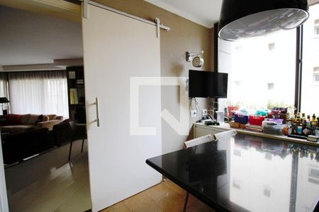 Apartamento à venda com 320m², 3 quartos e 3 vagasCopa 