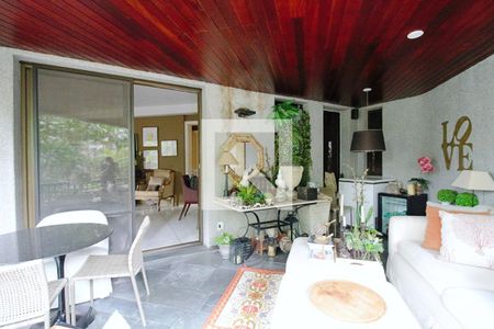 Apartamento à venda com 320m², 3 quartos e 3 vagasVaranda da Sala