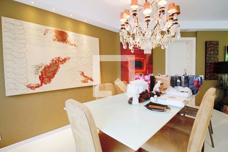 Sala de Jantar de apartamento à venda com 3 quartos, 320m² em Real Parque, São Paulo