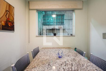 Casa à venda com 126m², 2 quartos e 1 vagaCozinha 