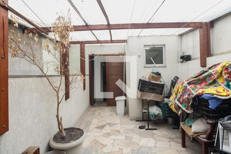 Casa à venda com 126m², 2 quartos e 1 vagaÁrea de Serviço e Quintal 