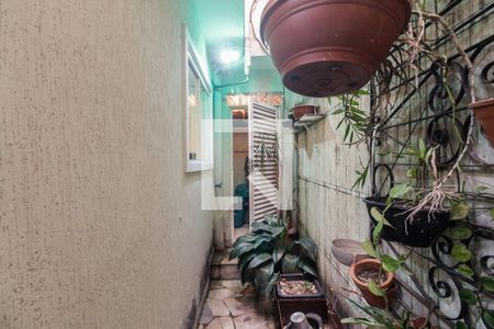 Casa à venda com 126m², 2 quartos e 1 vagaCorredor Lateral 