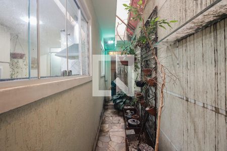 Casa à venda com 126m², 2 quartos e 1 vagaCorredor Lateral 