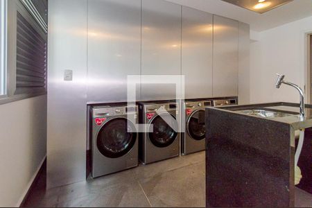 Apartamento para alugar com 17m², 1 quarto e sem vaga Apartamento para alugar com 17m², 1 quarto e sem vagaLavanderia