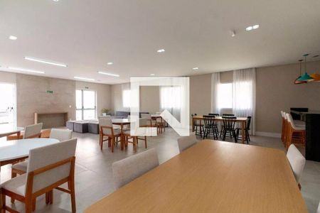 Apartamento à venda com 42m², 2 quartos e sem vaga Apartamento à venda com 42m², 2 quartos e sem vagaSalão de Festas