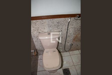 Casa à venda com 800m², 5 quartos e 6 vagasBanheiro