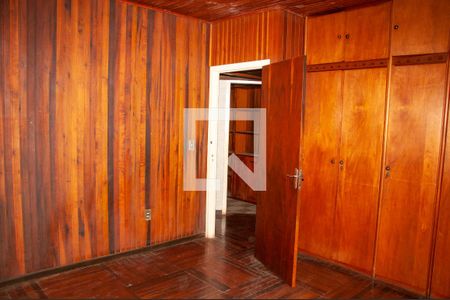 Casa à venda com 800m², 5 quartos e 6 vagasSuíte 1