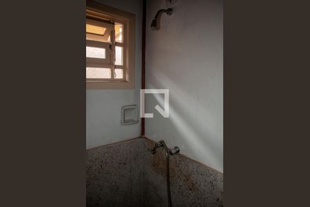 Casa à venda com 800m², 5 quartos e 6 vagasBanheiro Social