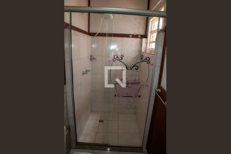 Casa à venda com 800m², 5 quartos e 6 vagasBanheiro da Suíte 1