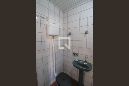 Casa à venda com 130m², 4 quartos e 3 vagasBanheiro Area Externa