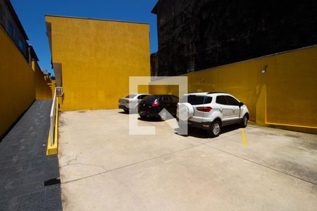 Casa de condomínio para alugar com 75m², 2 quartos e 1 vaga Casa de condomínio para alugar com 75m², 2 quartos e 1 vagaEstacionamento