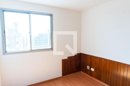 Quarto 1 de apartamento à venda com 2 quartos, 550m² em Vila Guarani (z Sul), São Paulo