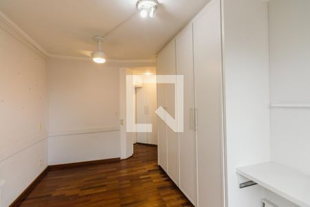 Apartamento para alugar com 240m², 3 quartos e 3 vagas Apartamento para alugar com 240m², 3 quartos e 3 vagasSuíte 2
