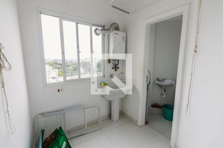 Apartamento para alugar com 240m², 3 quartos e 3 vagas Apartamento para alugar com 240m², 3 quartos e 3 vagasLavanderia