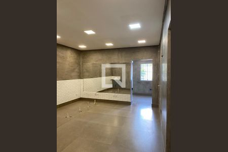 Casa à venda com 0 quarto, 370m² em Moinhos de Vento, Porto Alegre