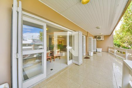 Casa à venda com 465m², 4 quartos e 6 vagas