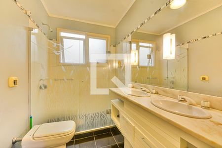 Casa à venda com 465m², 4 quartos e 6 vagas