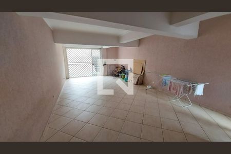 Casa à venda com 3 quartos, 210m² em Jardim Ester, São Paulo