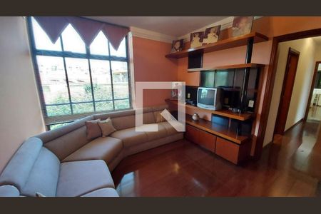 Casa à venda com 4 quartos, 350m² em Vila Albano, São Paulo
