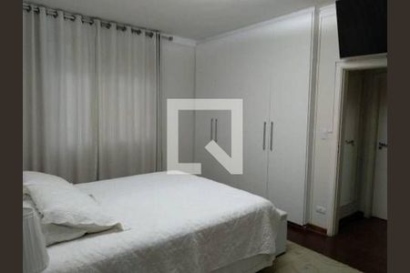 Casa à venda com 3 quartos, 240m² em Vila Sonia, São Paulo