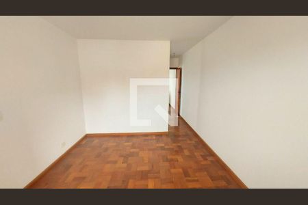 Casa à venda com 4 quartos, 180m² em Vila Sonia, São Paulo