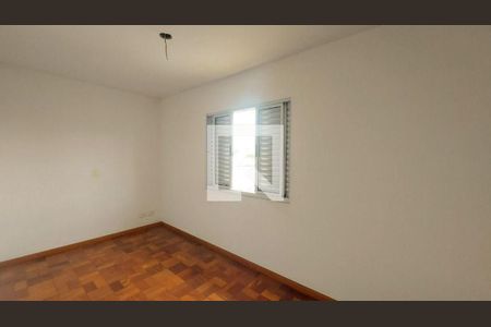 Casa à venda com 4 quartos, 180m² em Vila Sonia, São Paulo