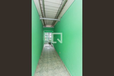 Casa à venda com 235m², 3 quartos e 2 vagasEntrada