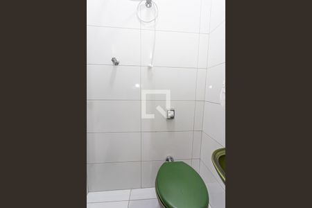 Casa à venda com 235m², 3 quartos e 2 vagasBanheiro de serviço