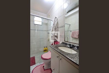 Casa de condomínio à venda com 115m², 3 quartos e 2 vagasBanheiro Social