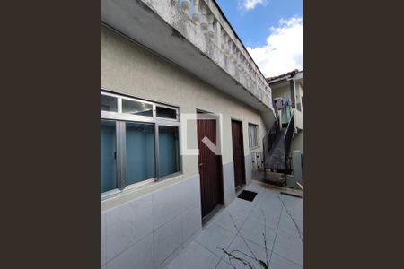 Casa à venda com 285m², 3 quartos e 8 vagasLateral da Casa