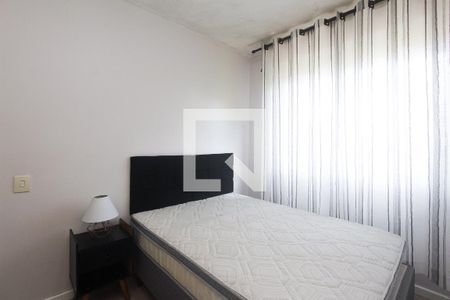 Quarto de apartamento para alugar com 1 quarto, 50m² em Jardim do Salso, Porto Alegre