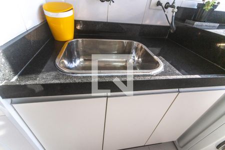 Apartamento à venda com 70m², 2 quartos e 1 vagaÁrea de serviço